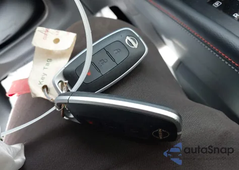 2025 Nissan Kicks Sr Intelligent Awd from USA, damaged, VIN 3N8AP6DB5SL333836